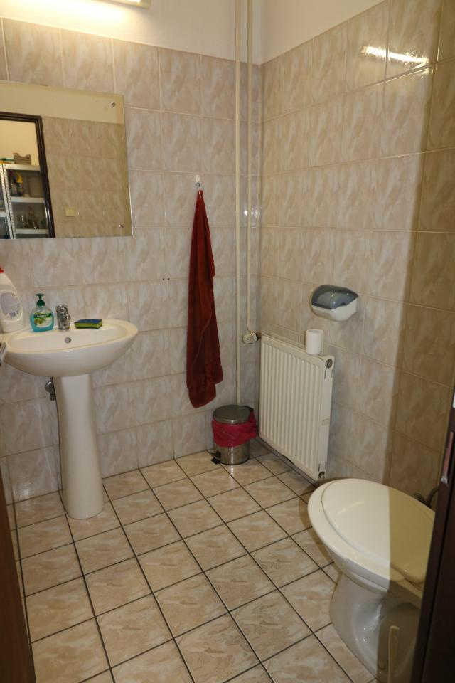 Prenájom obchodno - administratívneho priestoru Bytčická ul. - 12