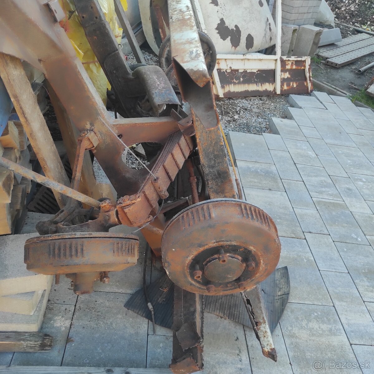 Podvozok,kardan,priruba - 12