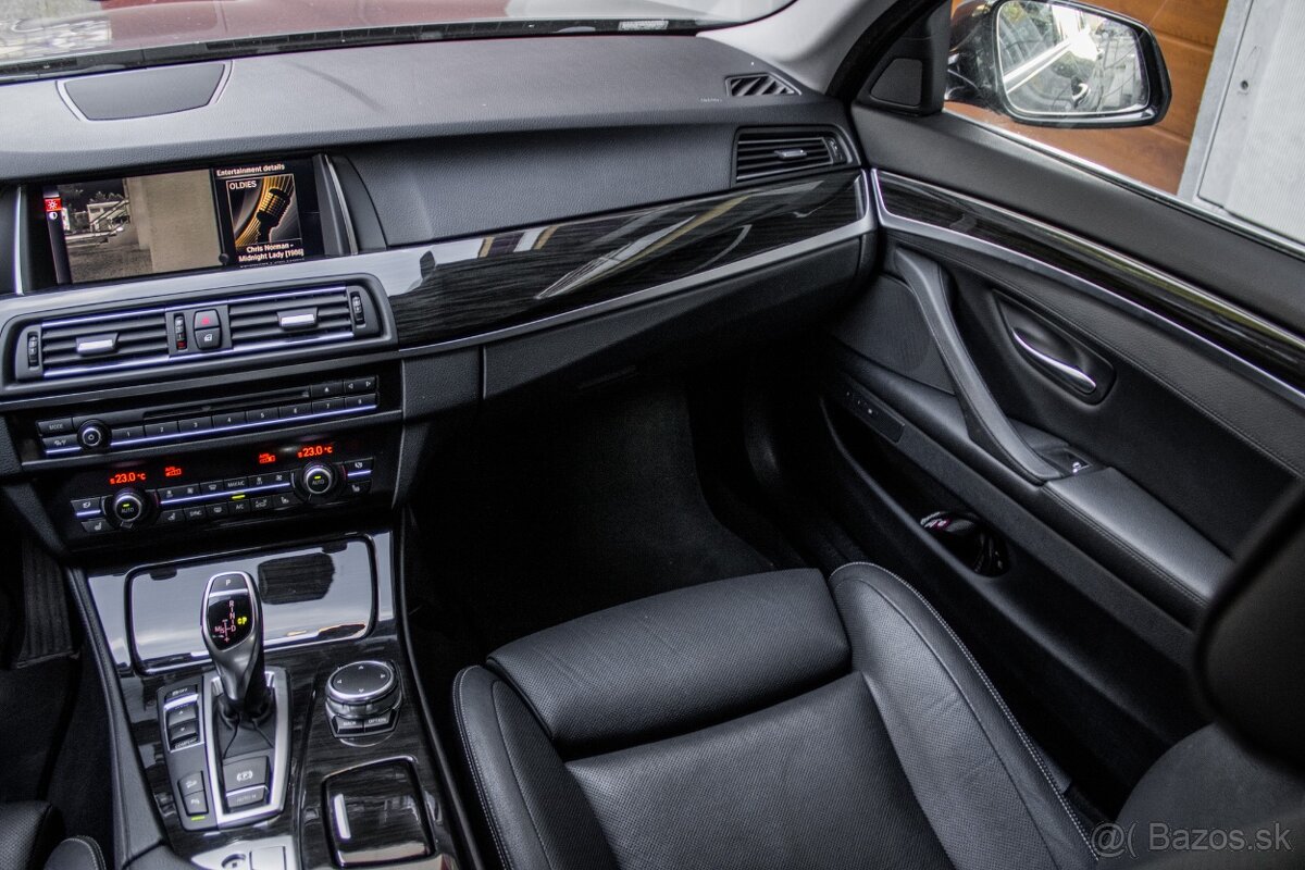 BMW Rad 5 Touring 530d xDrive - 12