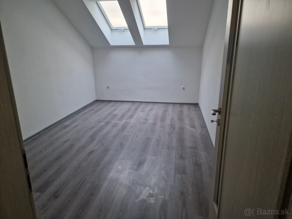 Prenájom 4-i bytu 144m2 na ul. Janka Krála - 12