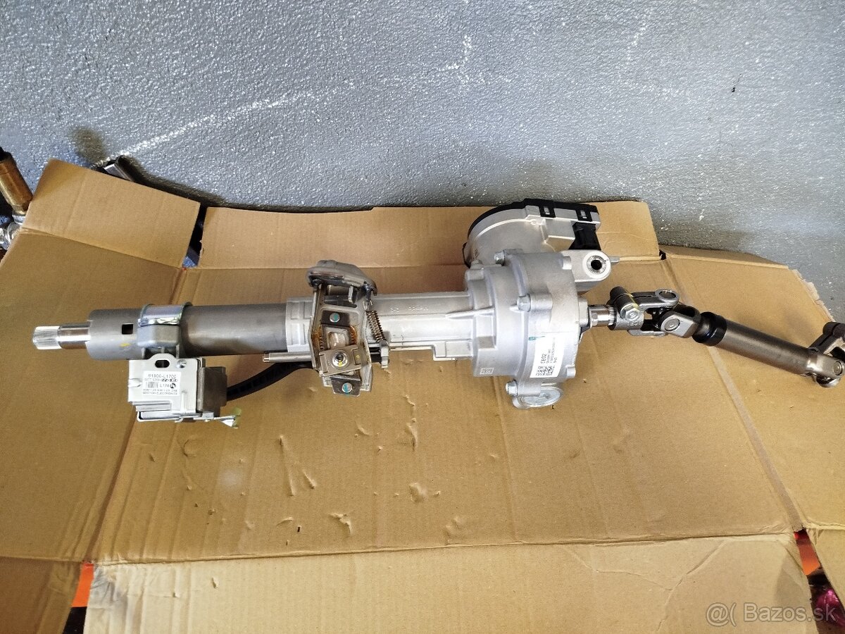 Zadný nárazník tucson NX4 400€ Kufor tucson NX4 600€ - 12