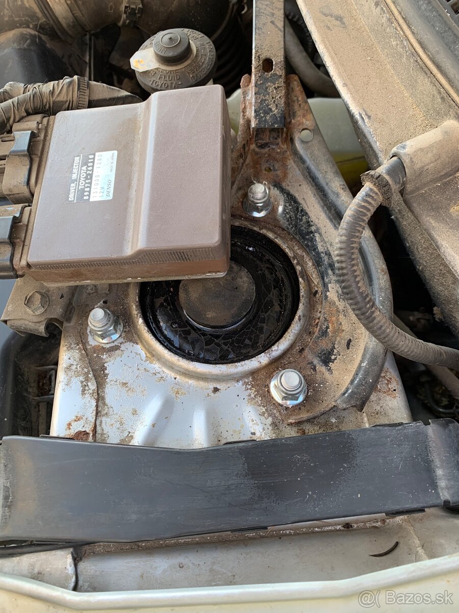 Toyota Rav4 2.0 D4D 4x4 - 12