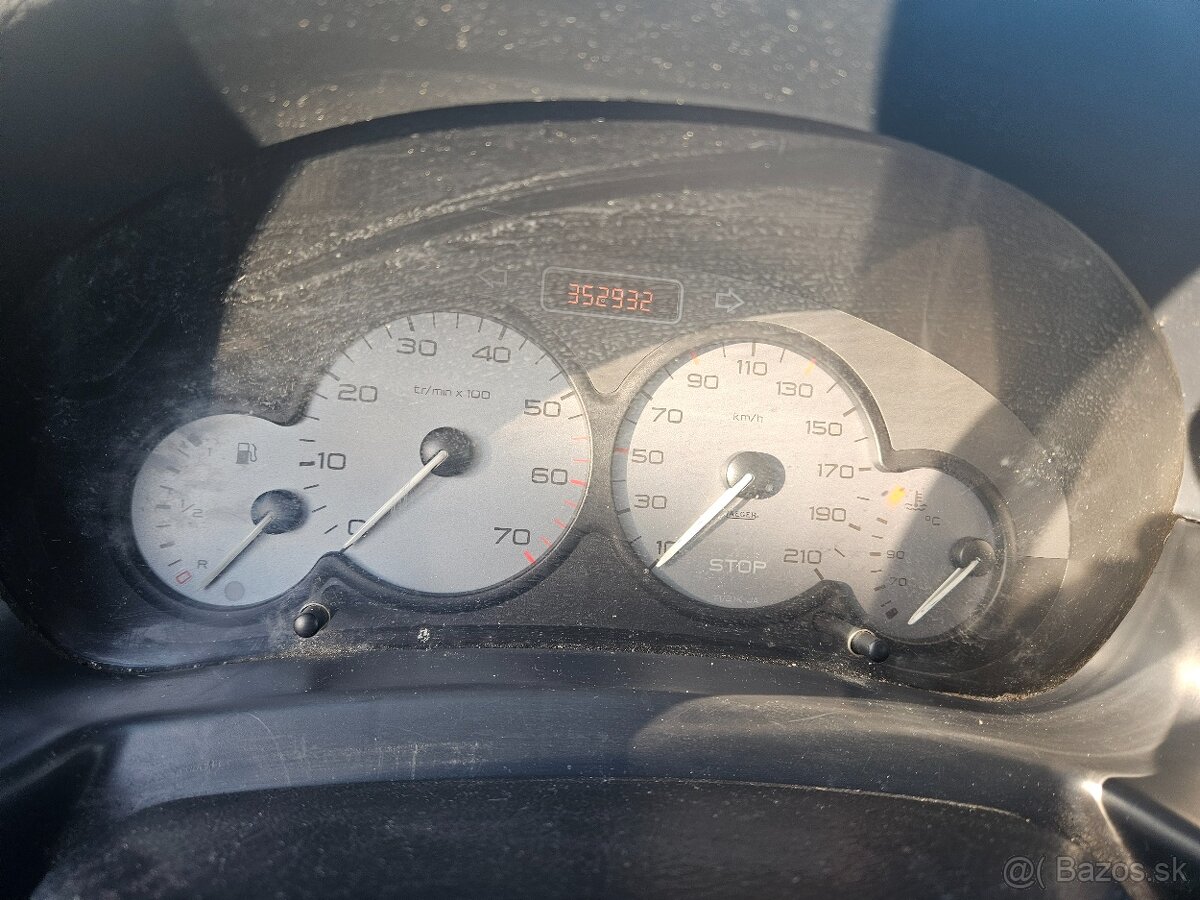 Peugeot Partner 1.6hdi - 12