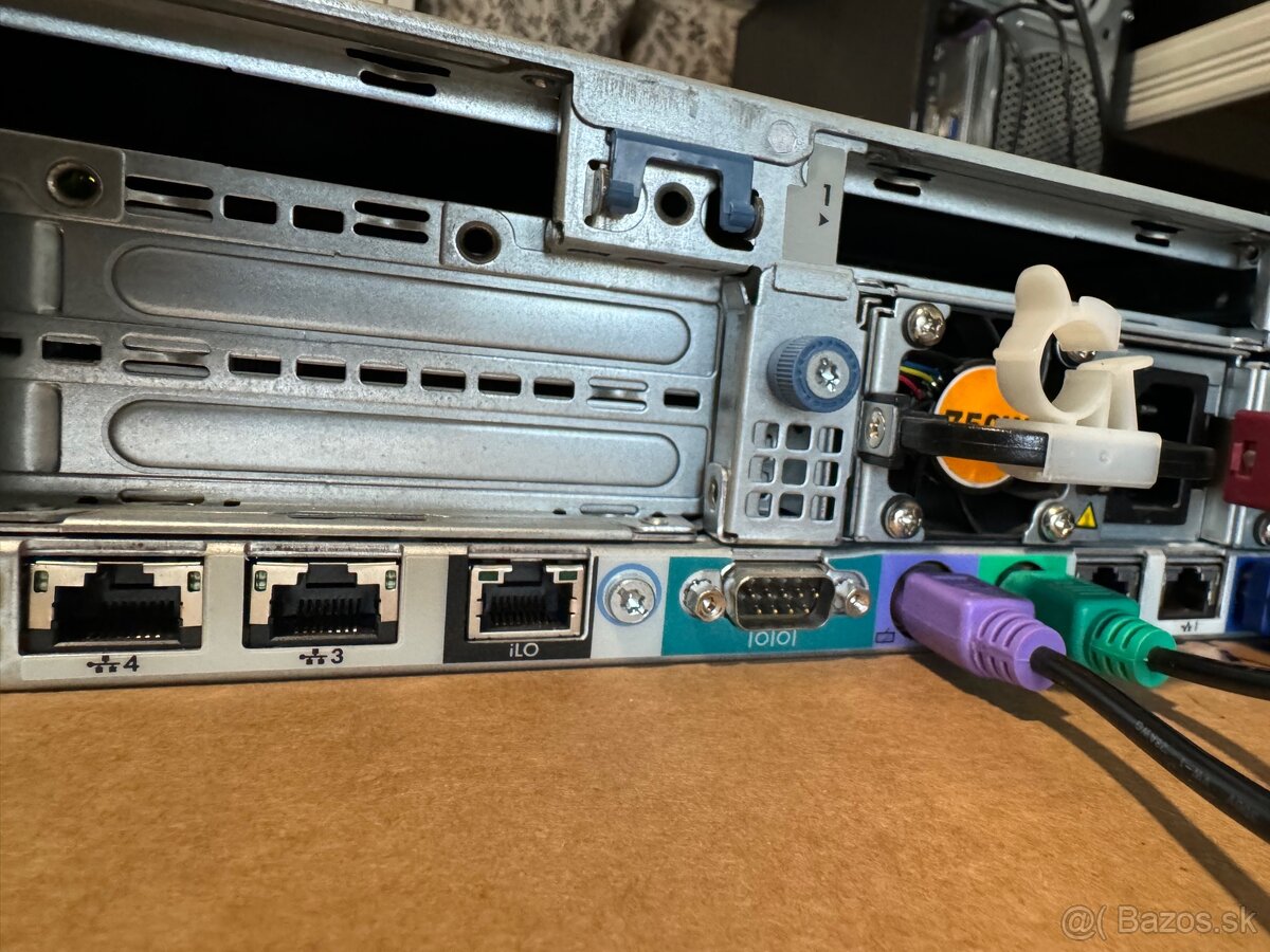 Server HP Proliant DL380 G7 + SAS disky - 12