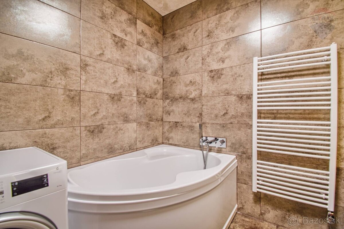 PRENÁJOM: 3IZBOVÝ KOMPLETNE ZARIADENÝ BYT, DUNAJSKÁ STREDA - - 12