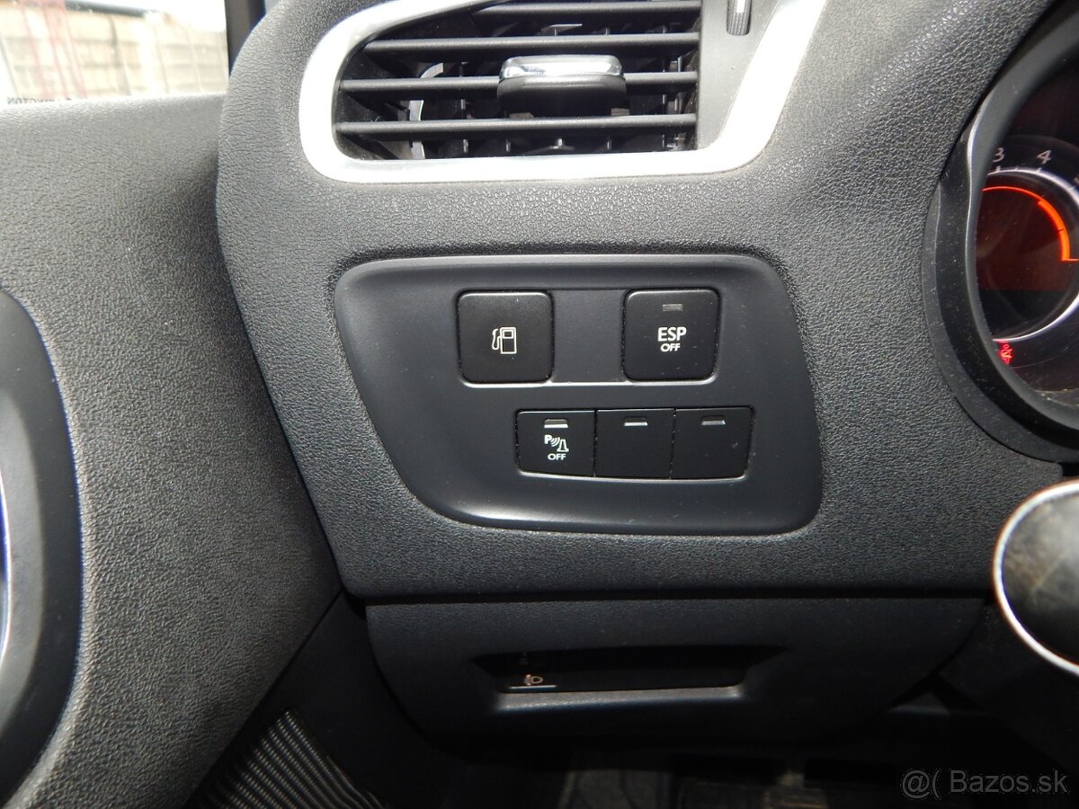 Citroën C4 1.6 HDi Best Collection - 12