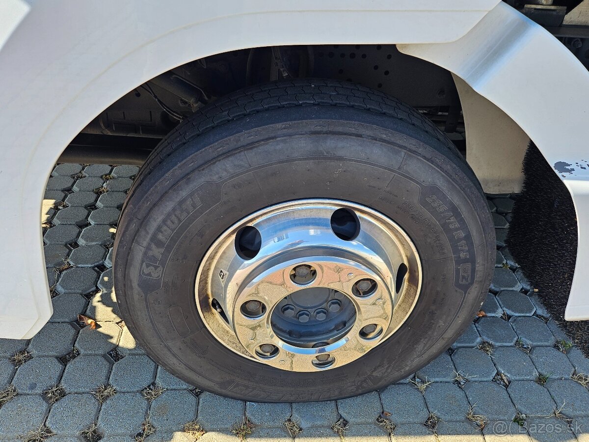 MERCEDES-BENZ Atego 818 BigSpace 7,5t - 12