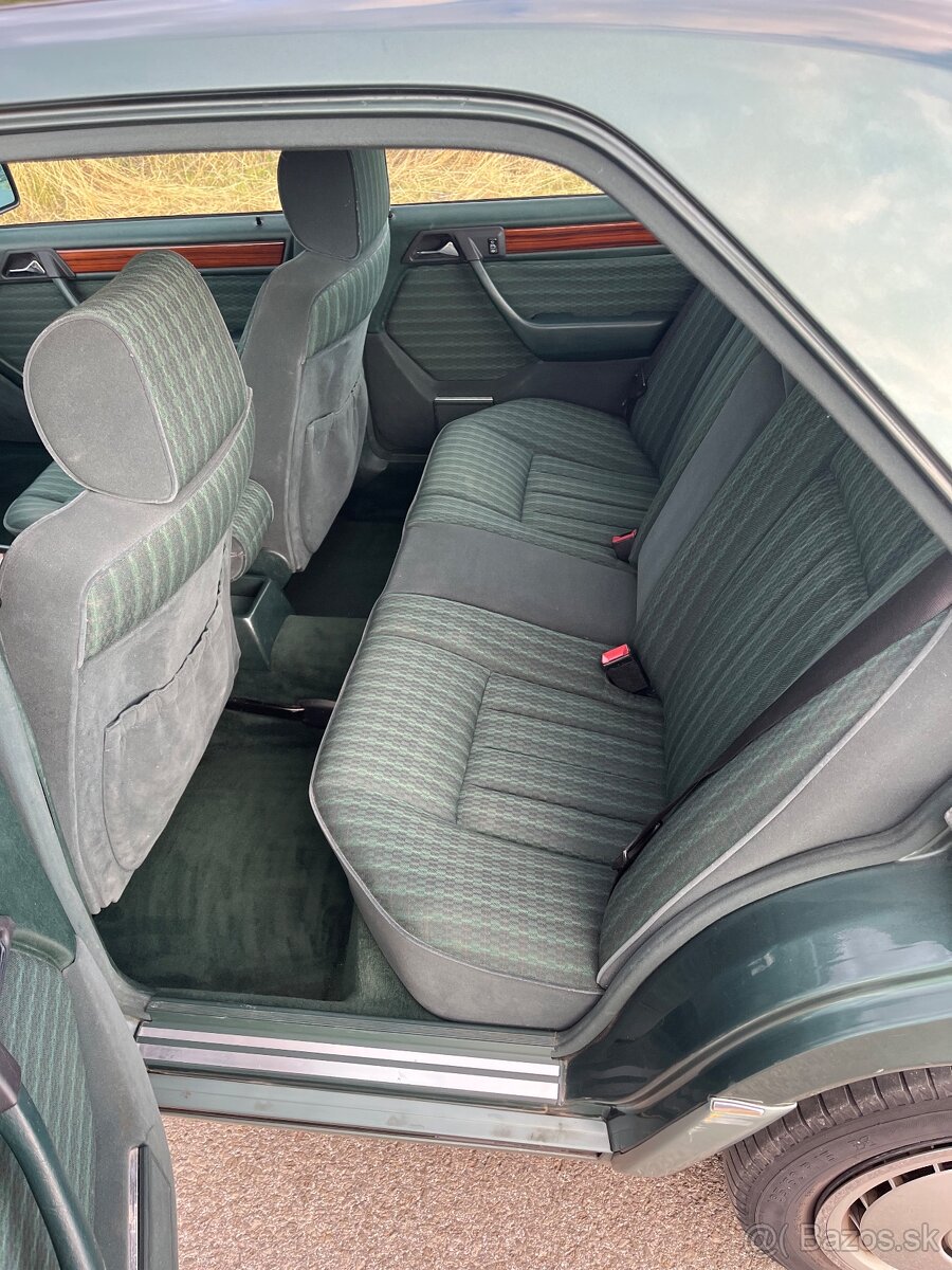 Mercedes w124 280E - 12