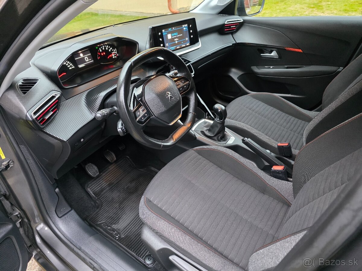 Peugeot 208 1.2 PureTech,kúpené na SK - 12
