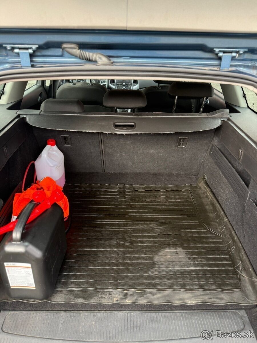 Predám Opel astra j 1.7 CDTI - 12
