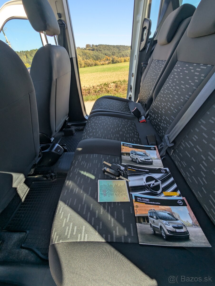 Opel Combo 1.3 cdti 66kw - 12