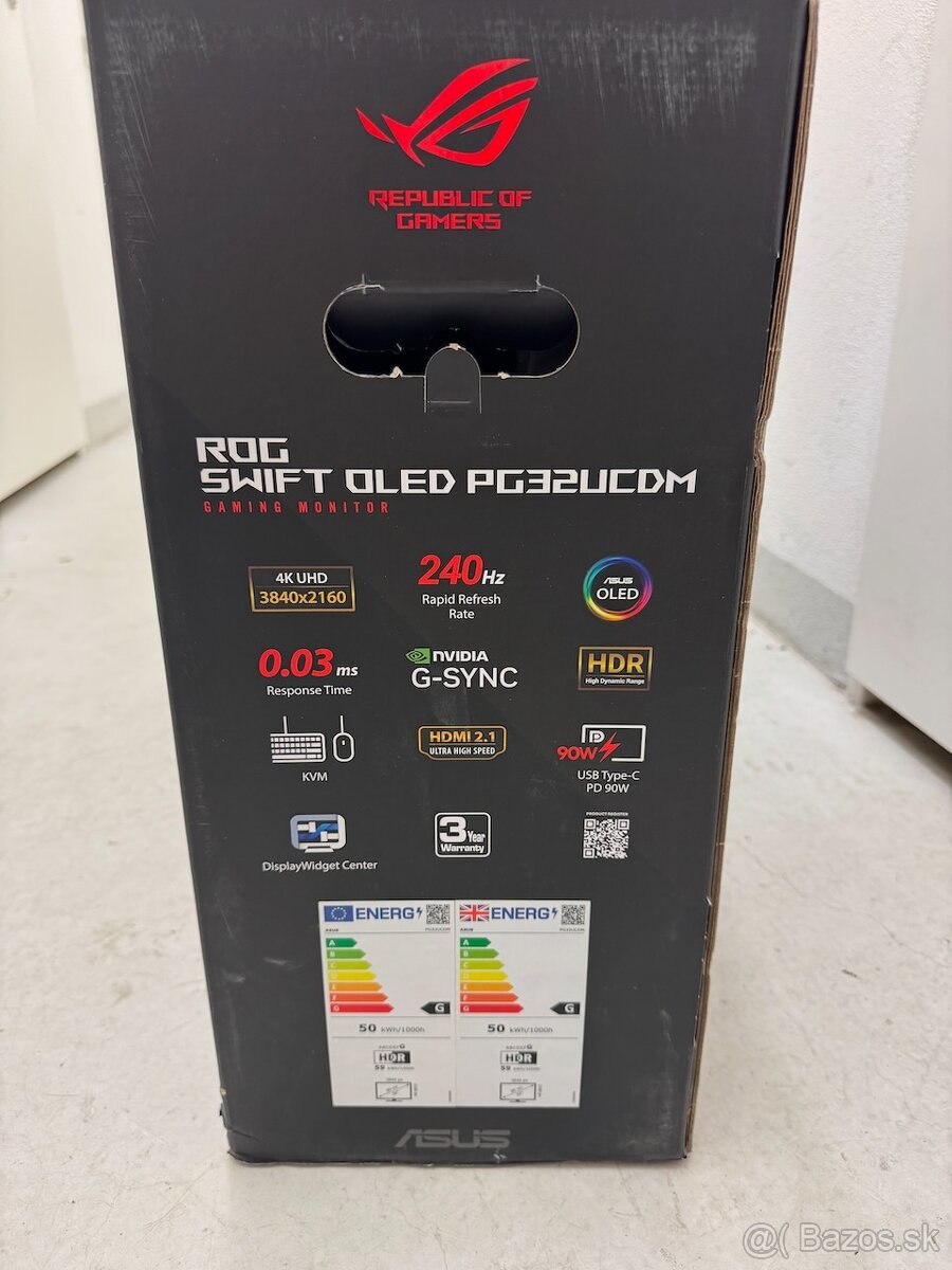 ASUS ROG Swift OLED PG32UCDM (4K, 240Hz) - Top Stav / Záruka - 12