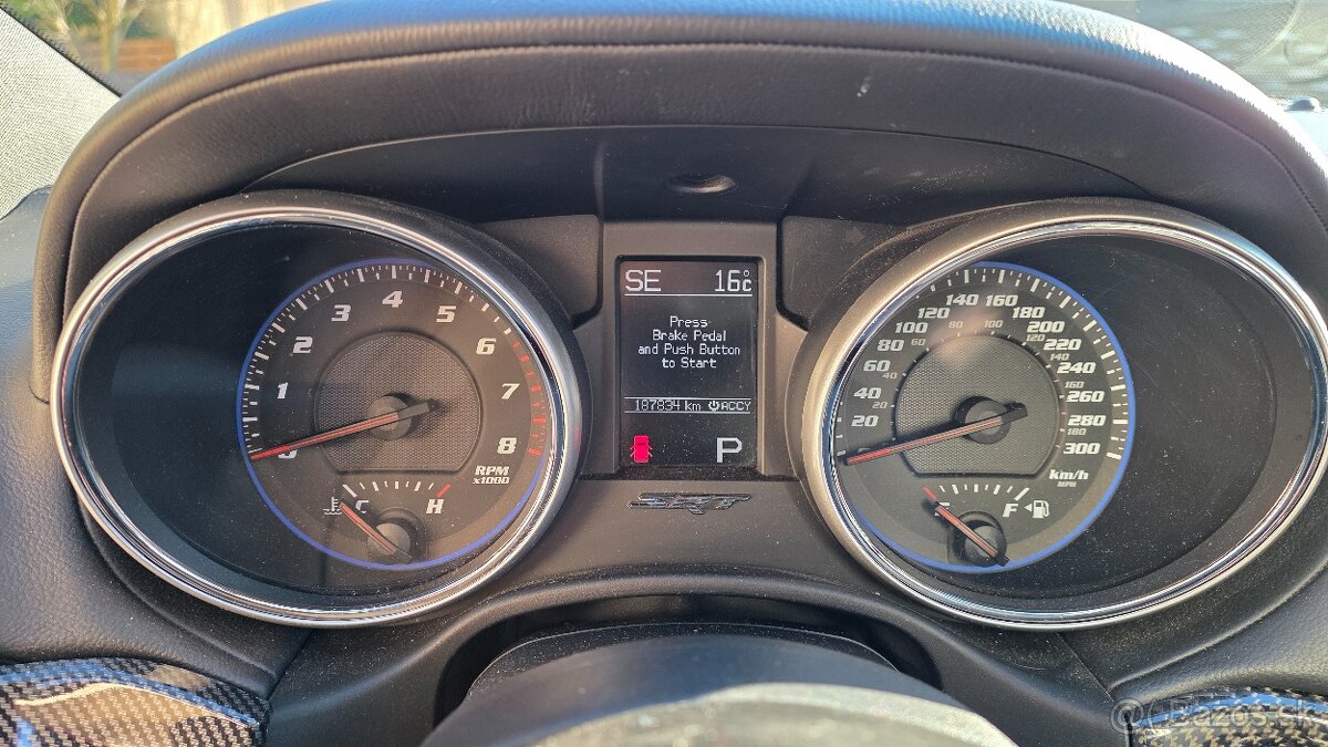 Jeep Grand Cherokee 6.4 V8 HEMI SRT 344k - 12