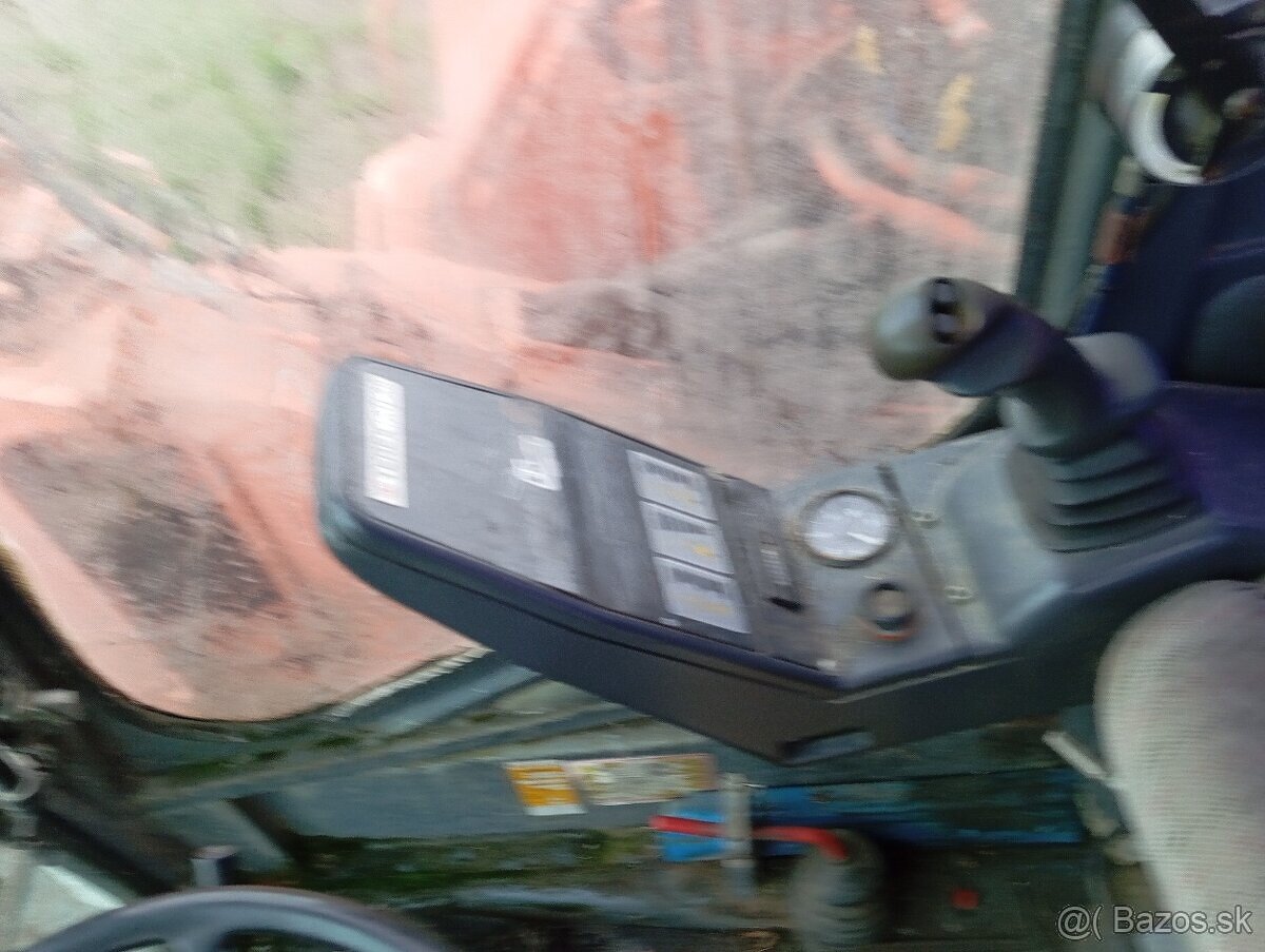 Kolesovy Bager ATLAS TEREX 1104 12T s TP - 12