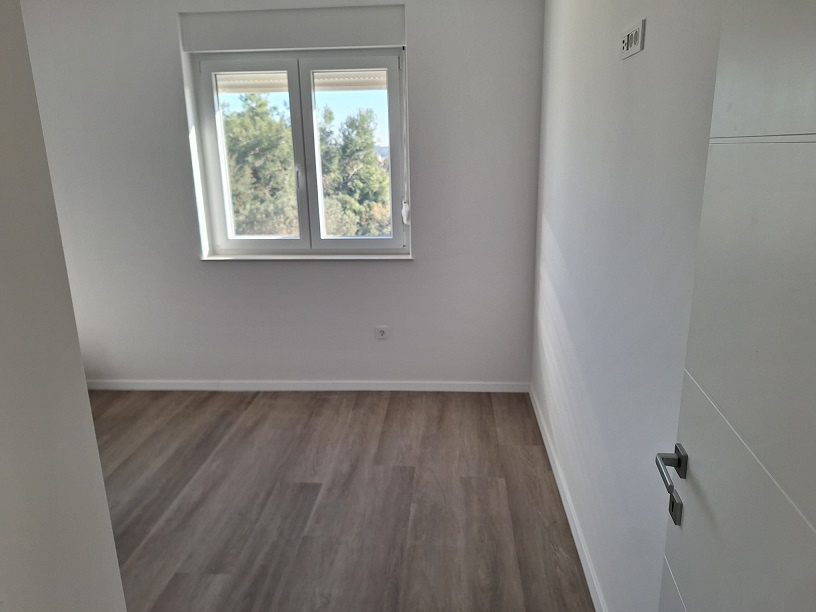 Chorvátsko-Trojizbový apartmán s panoramatickým výhľadom PAG - 12