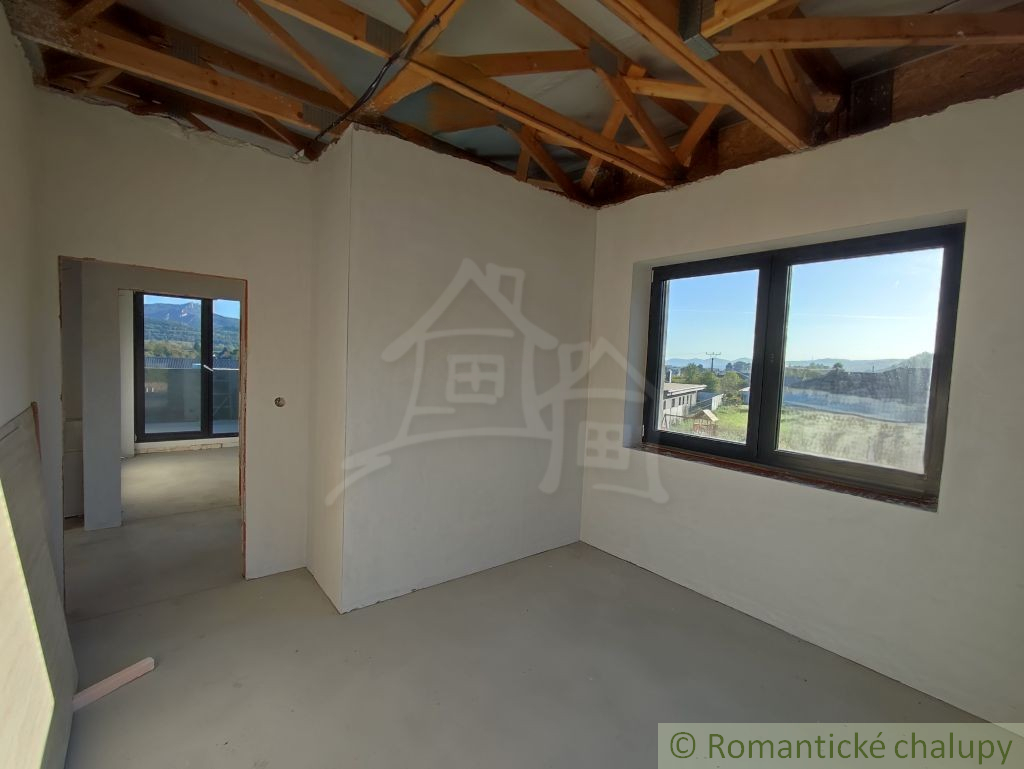 Moderný rodinný dom v pokojnej prírodnej lokalite, na skok - 12