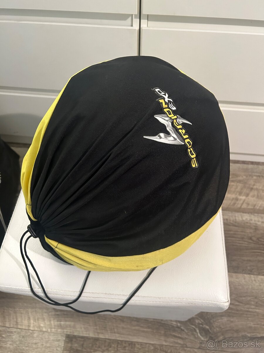 Dámska prilba na motorku - 12