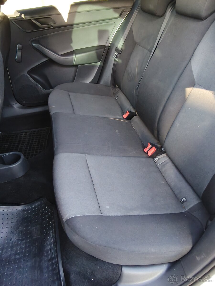 Škoda Rapid 1.2tsi 2014 - 12