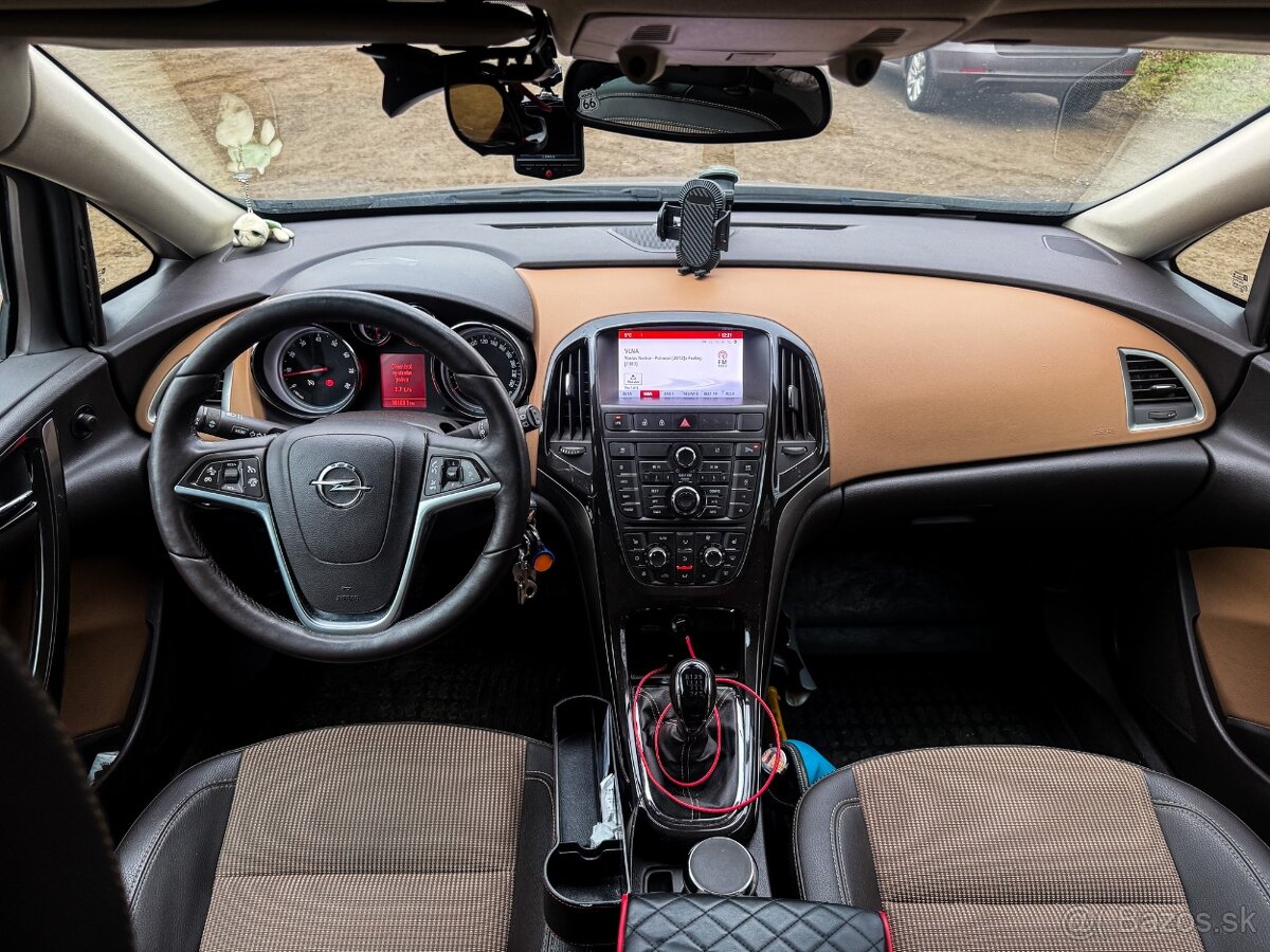 Opel Astra J Cosmo 1.4 LPG - 12