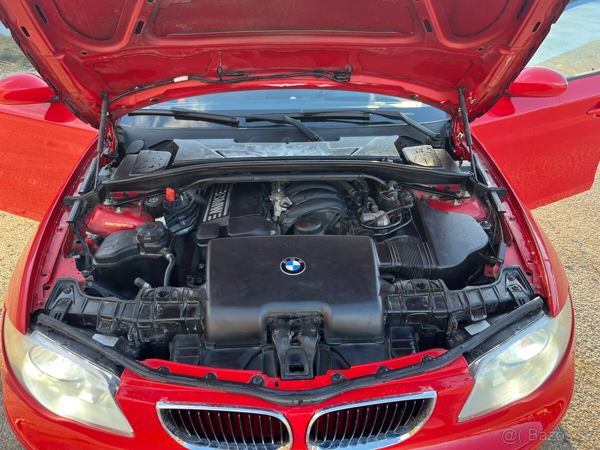 BMW rad 1 E87 2006 - 12