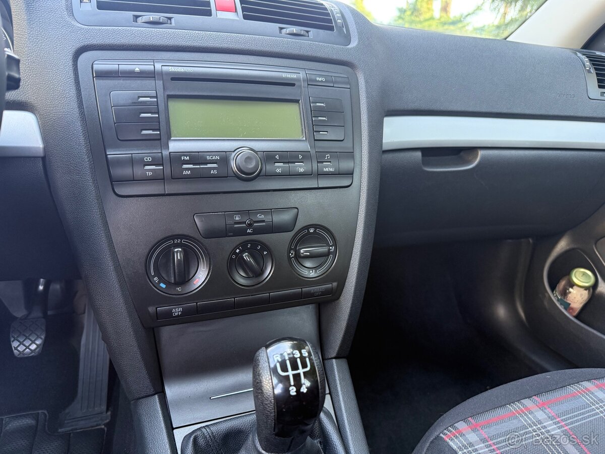 Škoda Octavia 2 Combi 1.9 TDI - 12