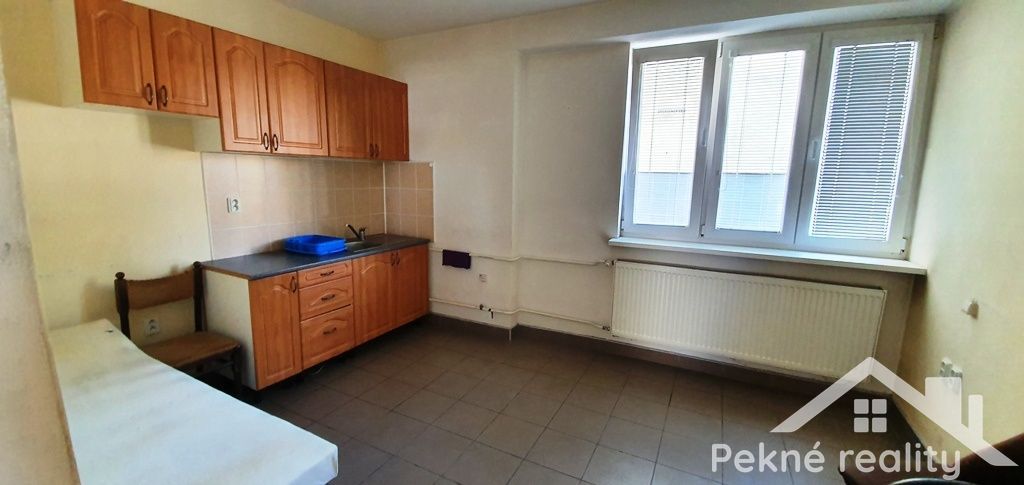 Prenájom kancelárskych priestorov vo Zvolene - 12