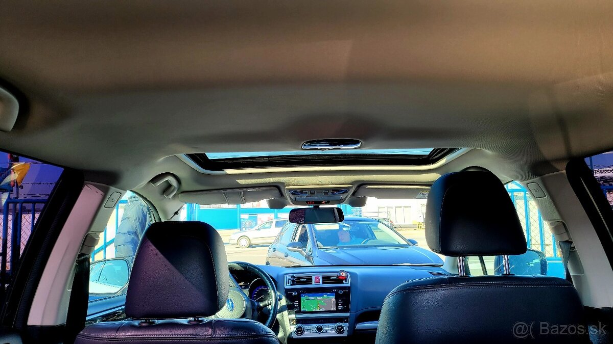 Subaru Legacy Outback 2,0 D 110 kW A/T 4x4 - 12