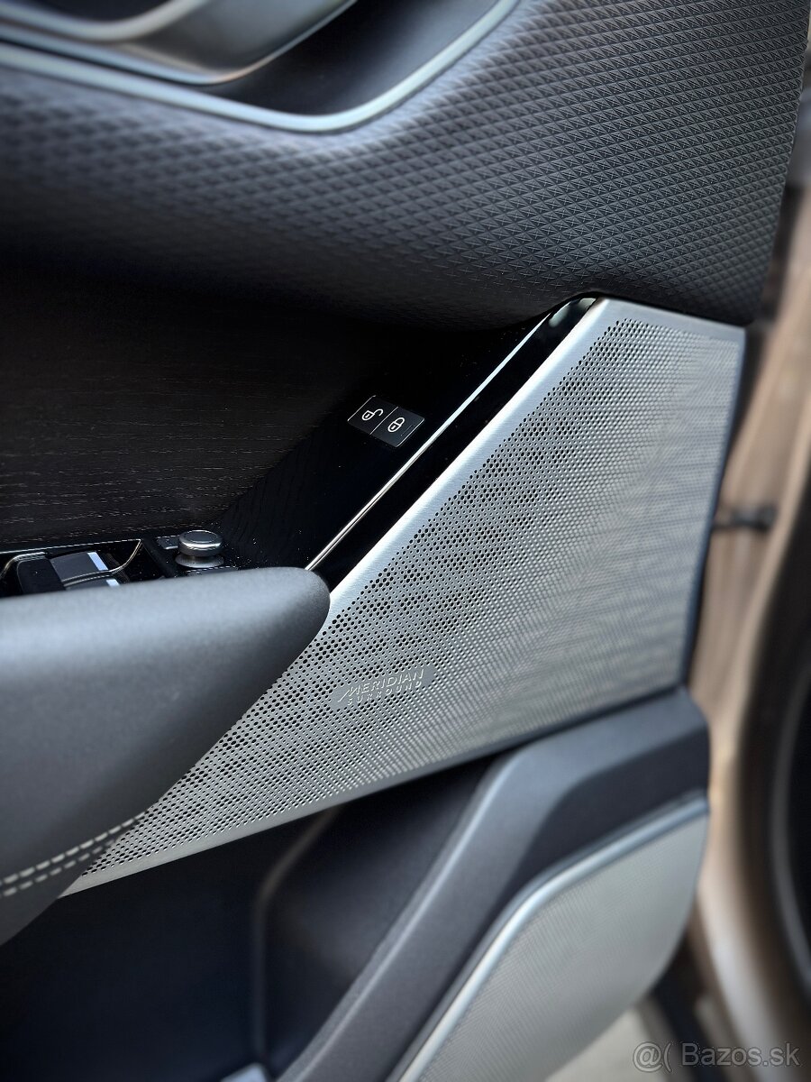 LAND ROVER RANGE ROVER VELAR 3.0D V6 300PS 4WD R-Dynamic - 12