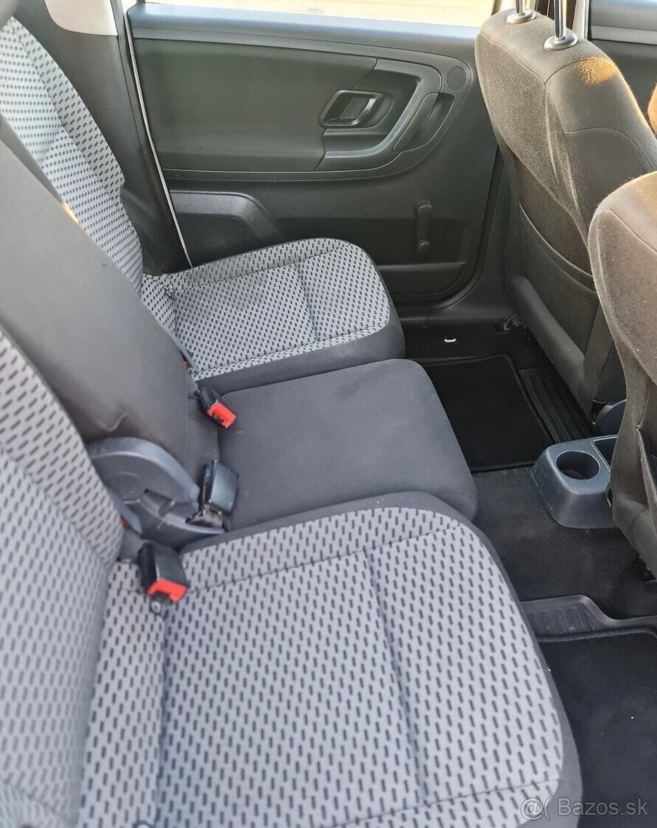 Skoda Roomster RV 2013 5miestna - 12