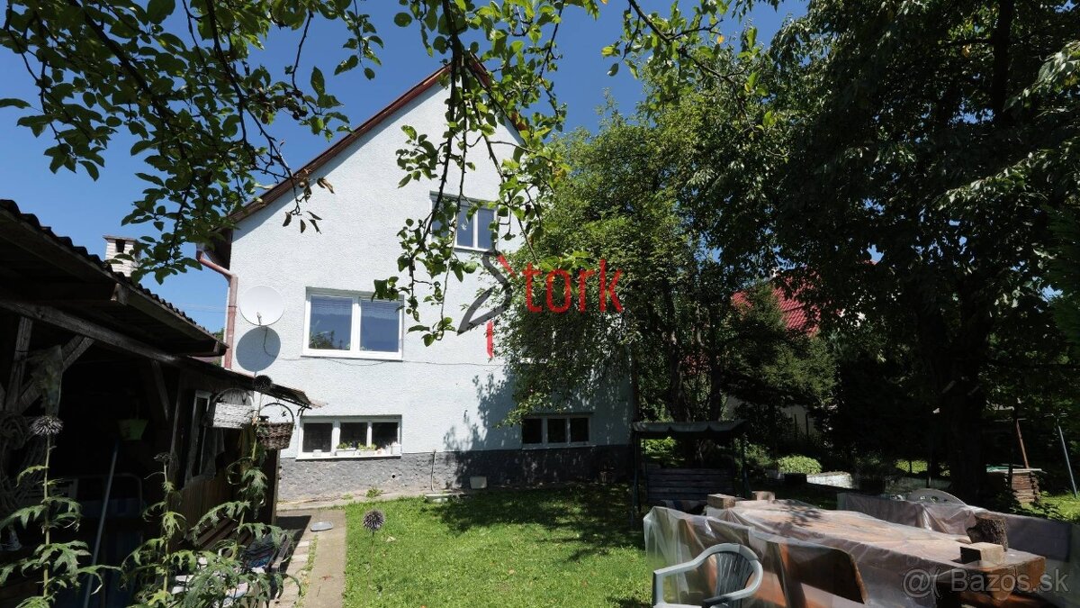 Rodinný dom s veľkým pozemkom - Orlové - 12