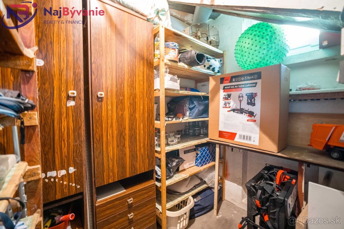 Zrekonštruovaný 3 izbový byt s loggiou na sídlisku Klačno - 12