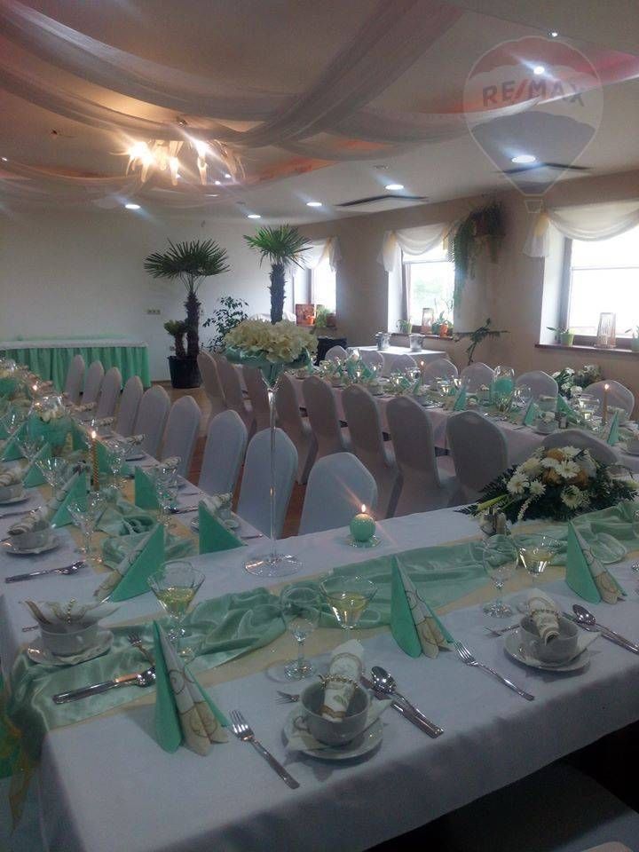 Predaj komerčnéj budovy/reštaurácie Komjatice - 12