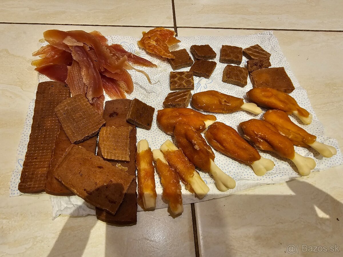 Krmivo, pamlsky, doplnky - 12