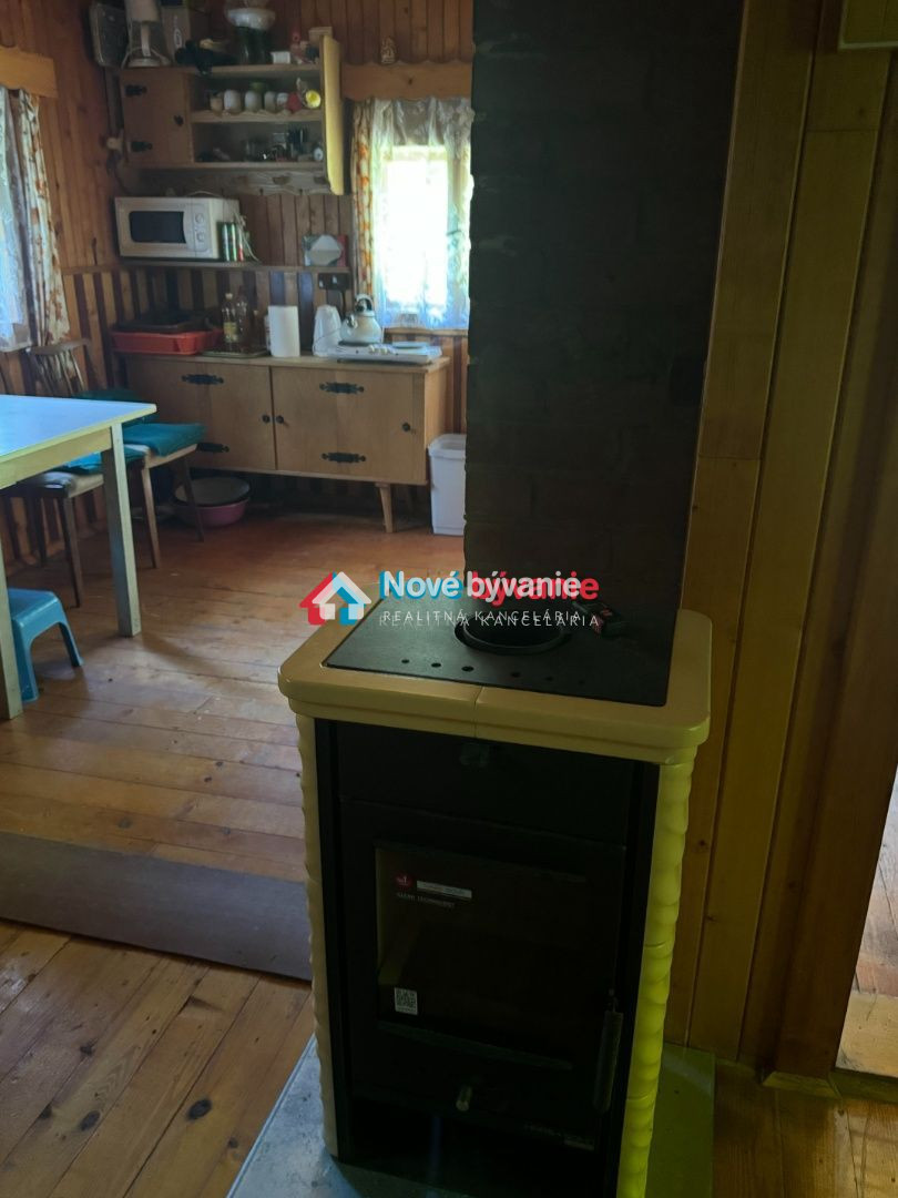 ZNÍŽENÁ CENA Na predaj - rekreačný dom - chata v prírode , - 12