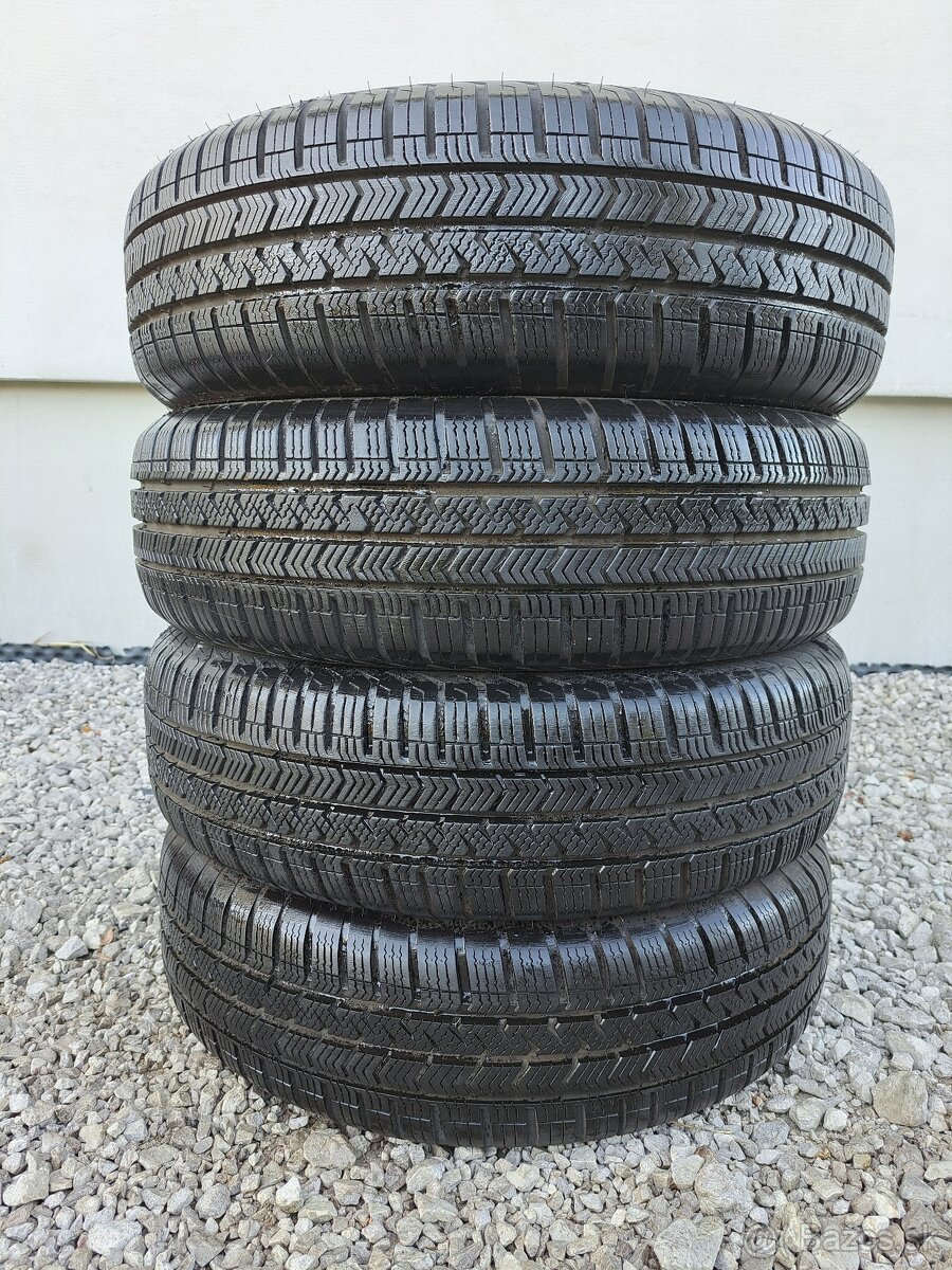 PNEUMATIKY ZIMNE R15 - 12