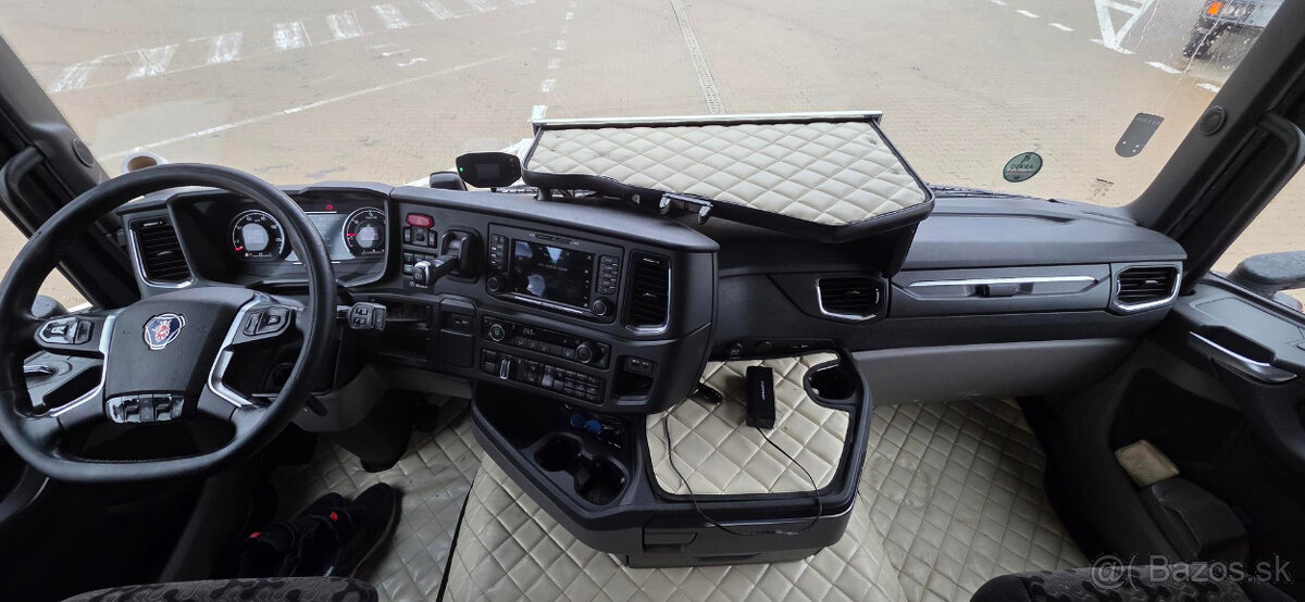 SCANIA R450 Mega - 12