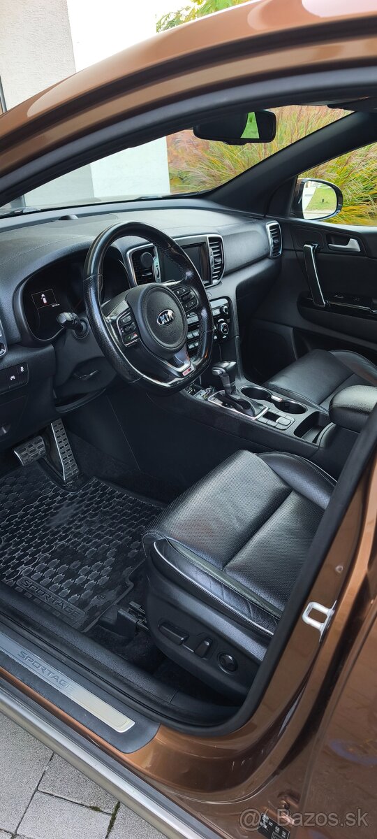 KIA Sportage 2.0 CRDi 4WD GT-line 136kw Automat - 12