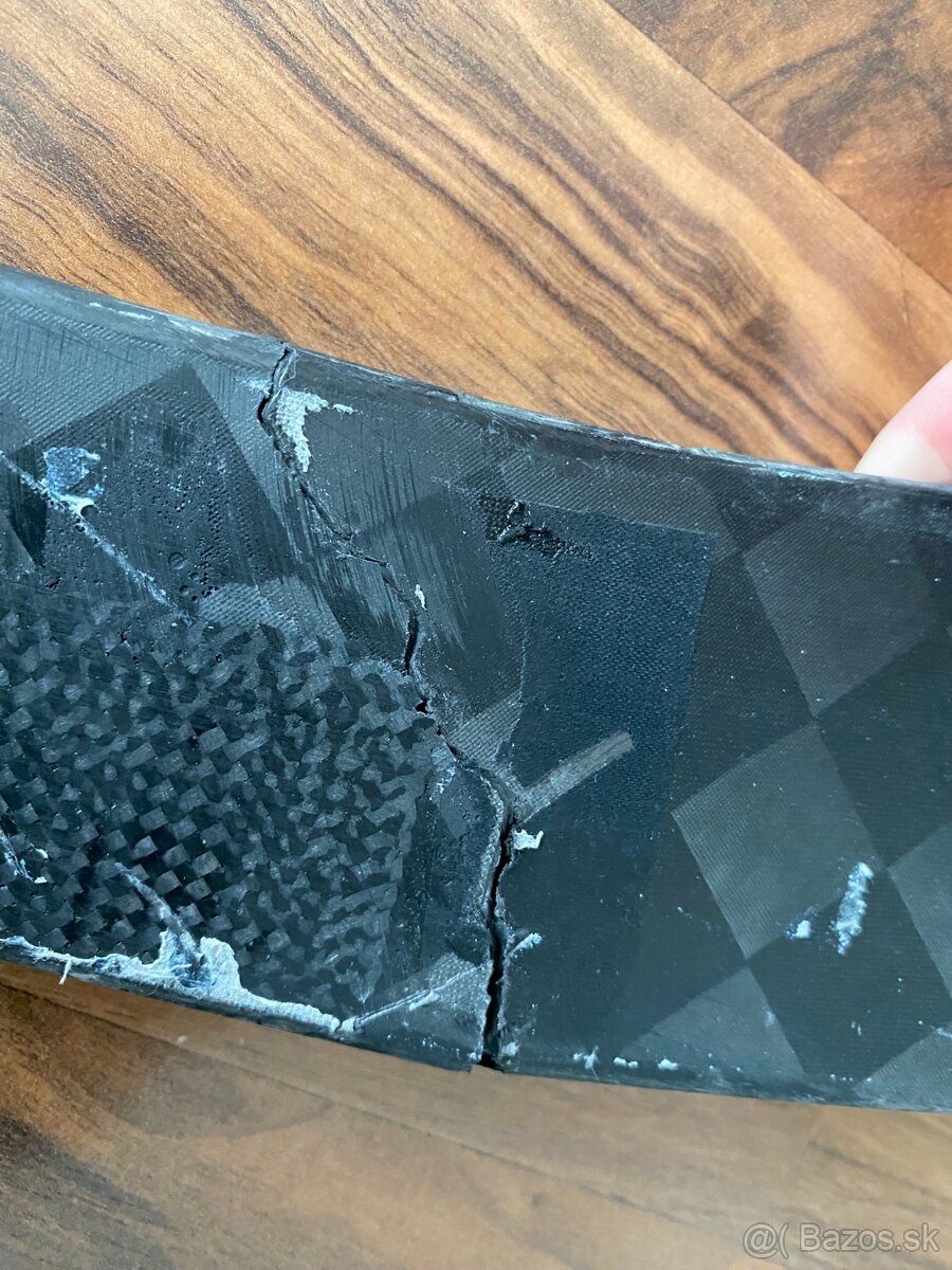 Poškodena hokejka Bauer Hyperlite 2 - 12