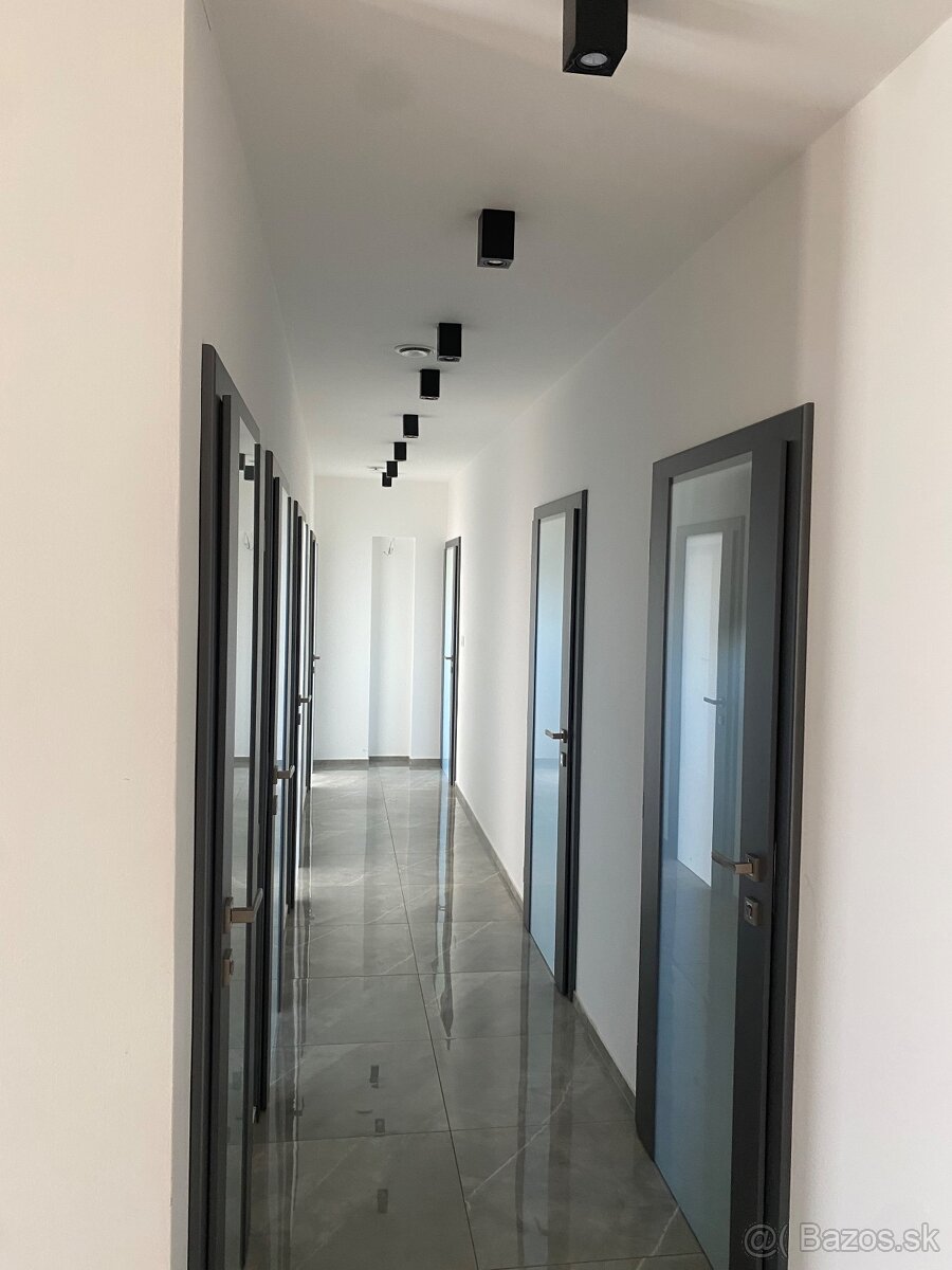 Rodinný dom na predaj. - 12