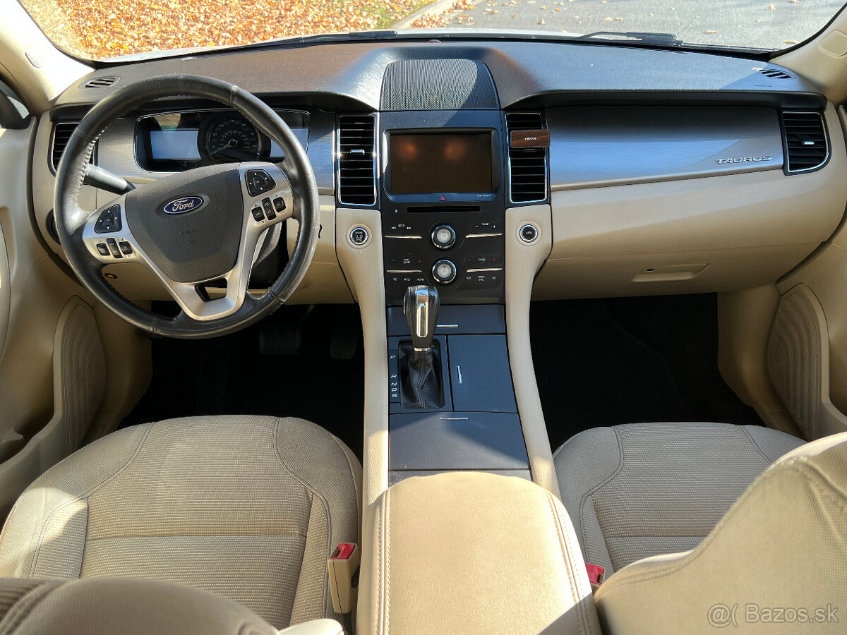 Ford Taurus 3.5V 6, benzín, 2015, 1.majitel - 12