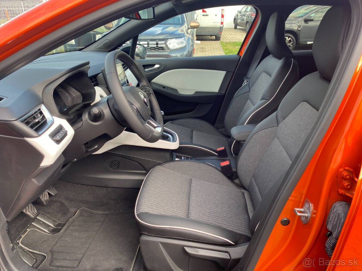 Renault Clio TCe 90 Techno - 12