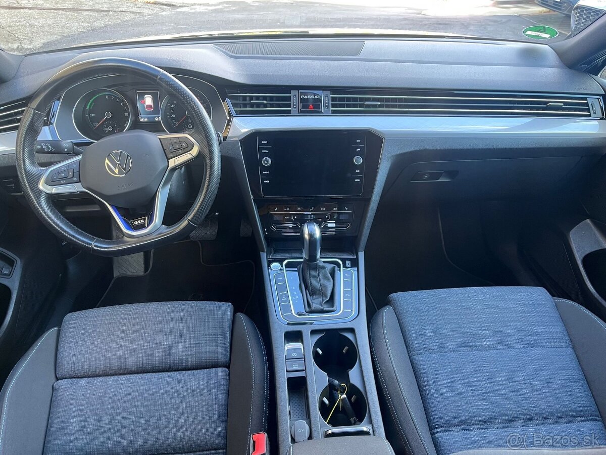 VW Passat Variant B8 GTE 1.4 TSI Plug-in Hybrid - 12