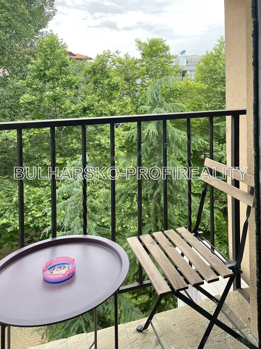 Bulharsko-PROSTORNÉ STUDIO (43 m²) - 12