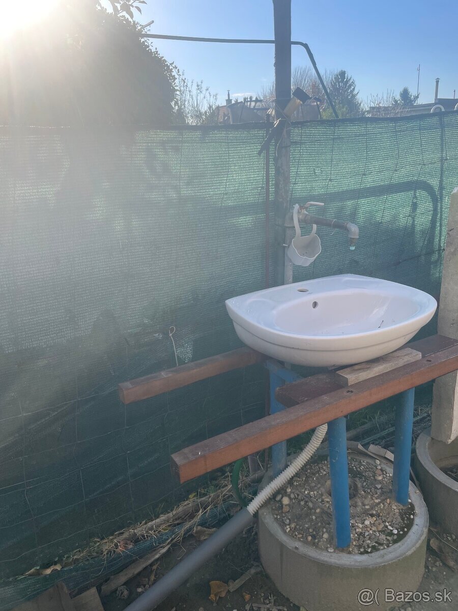 MH280- Na predaj krásna záhrada s chatkou v Komárne - 12