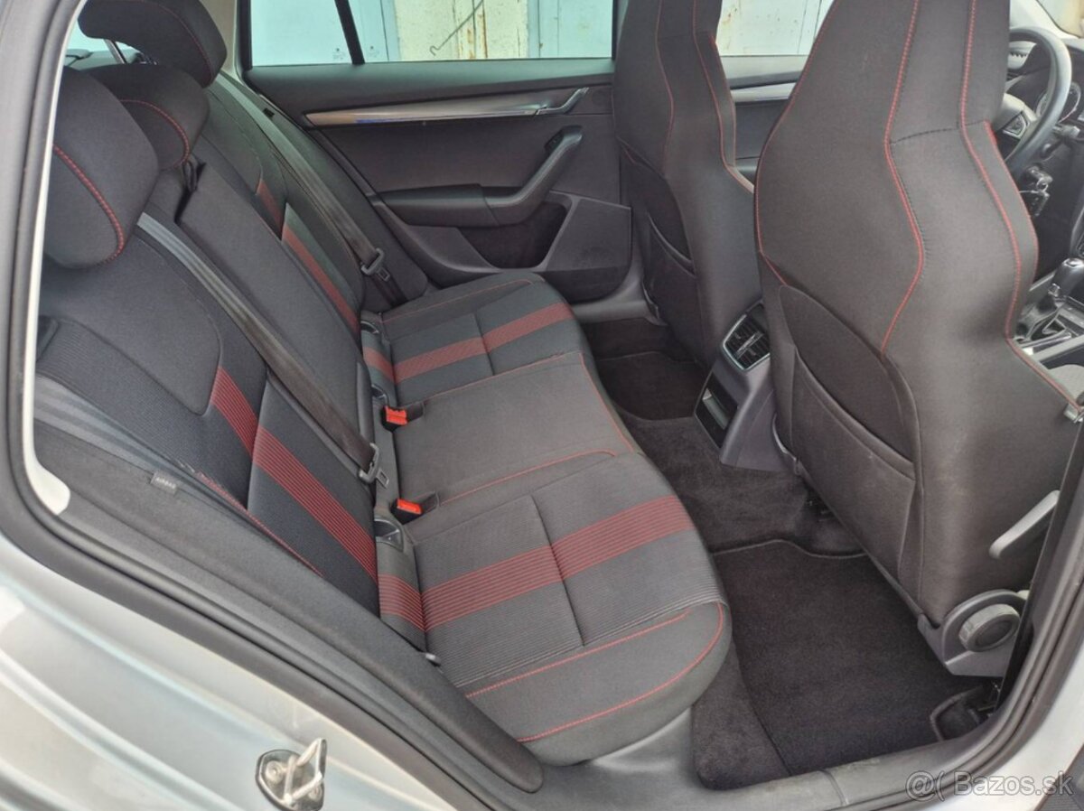 Škoda Octavia Combi 2.0 TDI - 12