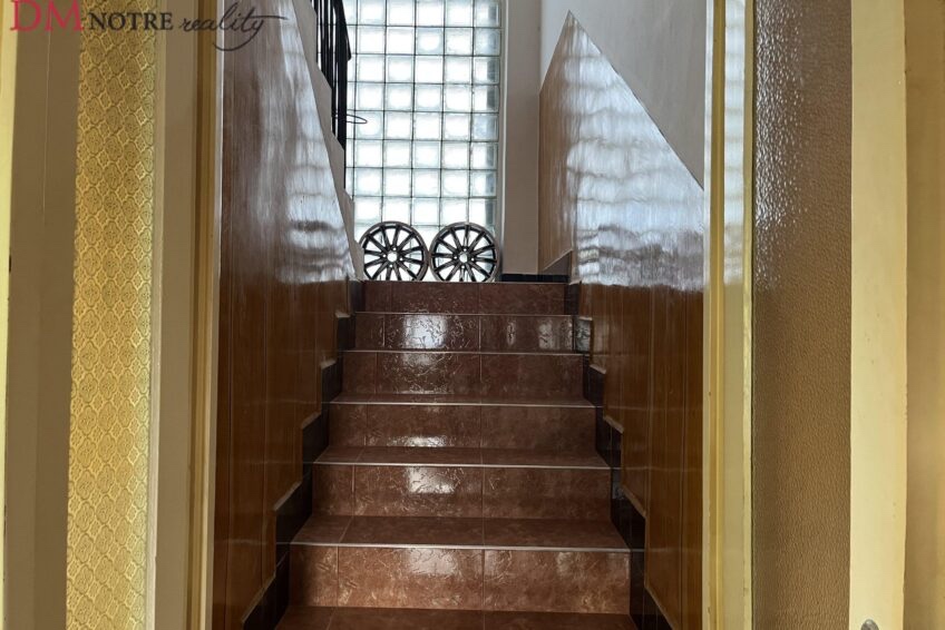 🔥 PRIESTORNÝ PÄŤIZBOVÝ RODINNÝ DOM NA 900 m² POZEMKU - 12