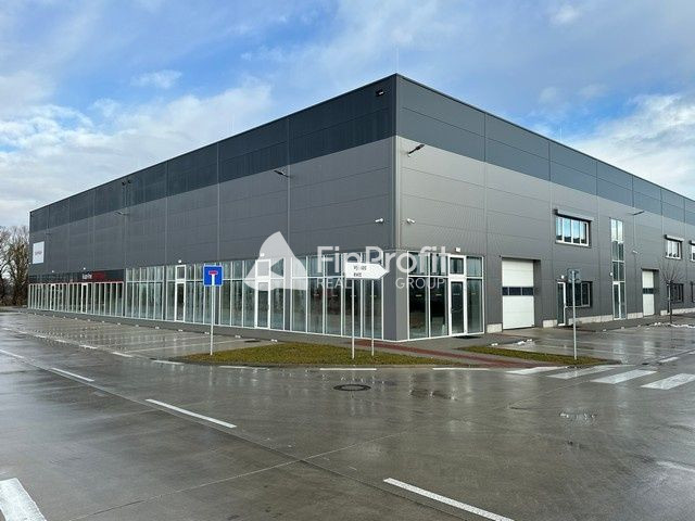 Vykurované obchodno-skladovacie a výstavné priestory na pren - 12