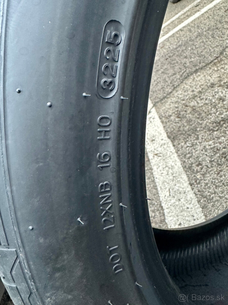 Hankook Ventus S1 evo3 EV R20 - 12