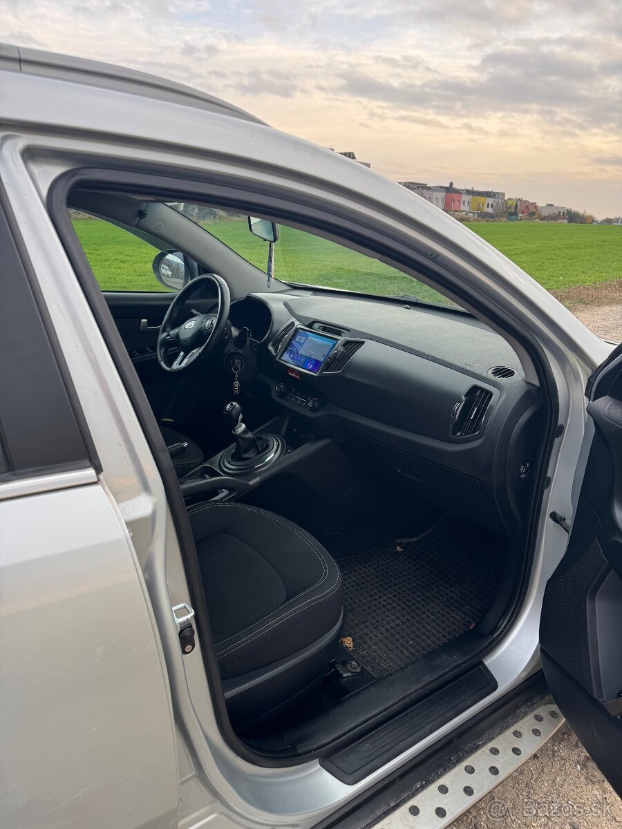 Kia Sportage 1.7CRDI 2WD - 12