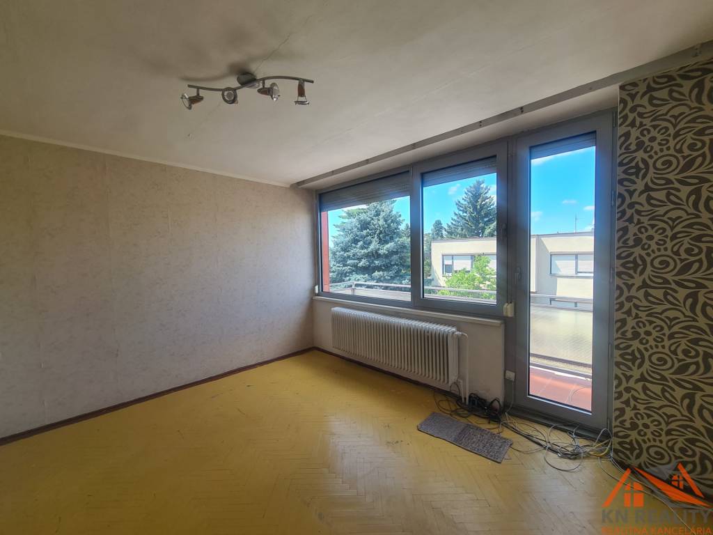 Na predaj dvojgeneračný rodinný dom Nové Zámky - 12